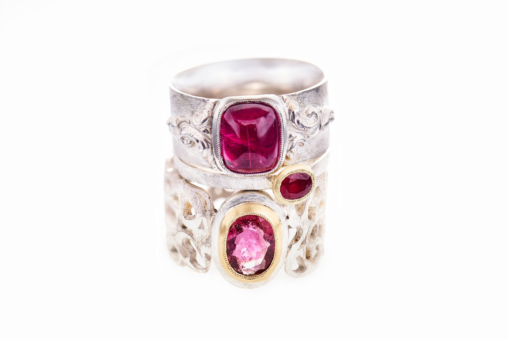 Ringe mit Rubelith Cabochon, Rubin und Pink Turmalin in 925 Silber/ 750 GG